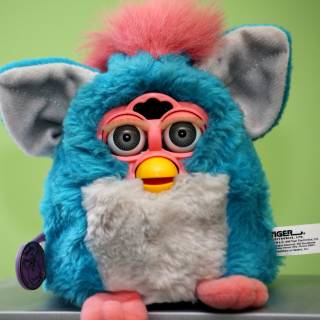 how to start a furby